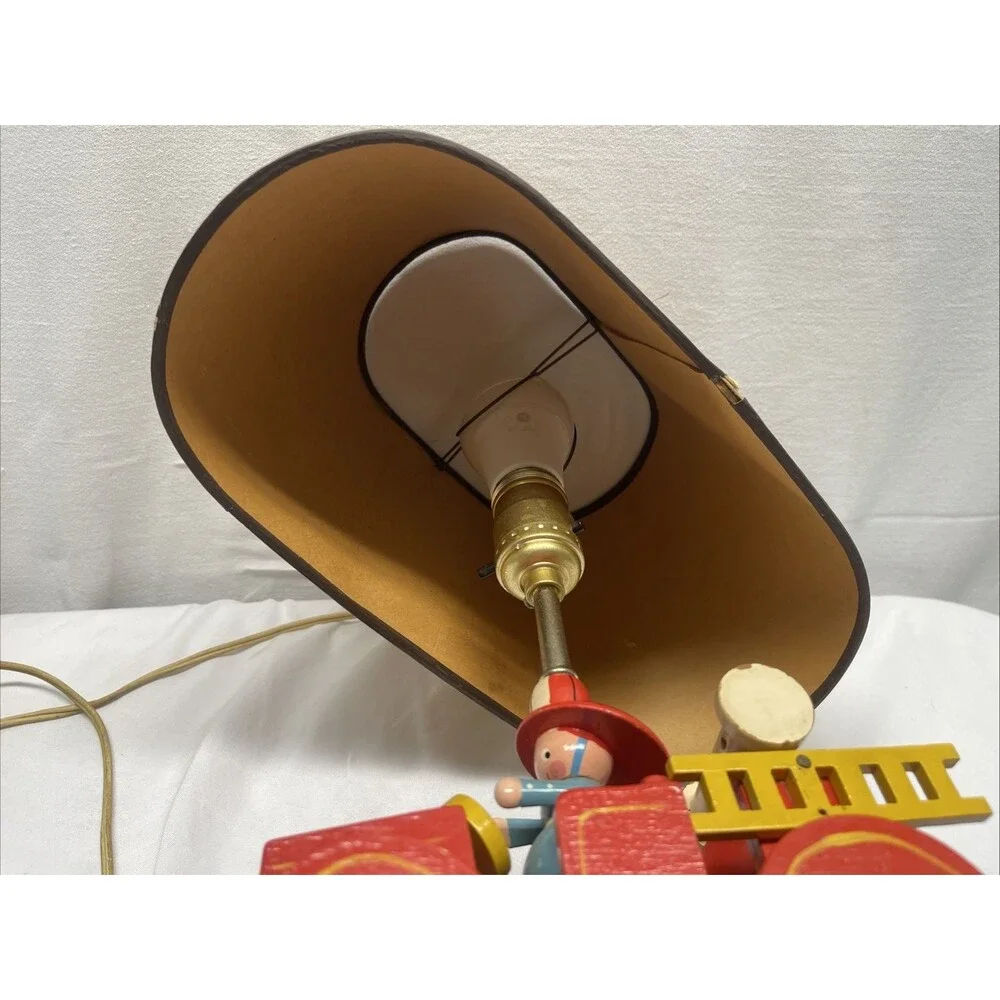 VTG 1972 Wooden Nursey Children's Room Lamp with Original Shade Fire Truck WORKS